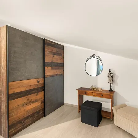 Dobrec Apartment